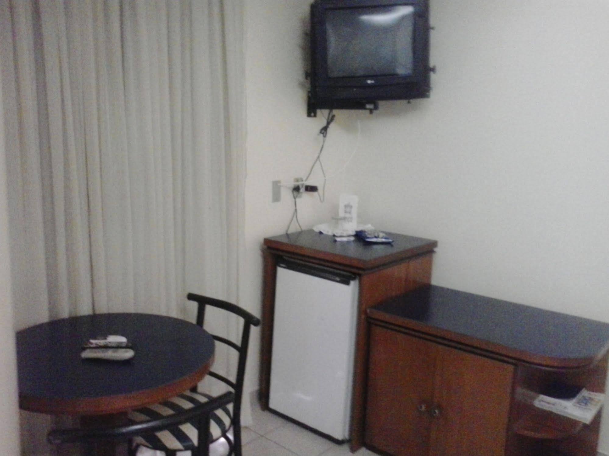 Oft Plaza Oeste Hotel Goiania Bagian luar foto